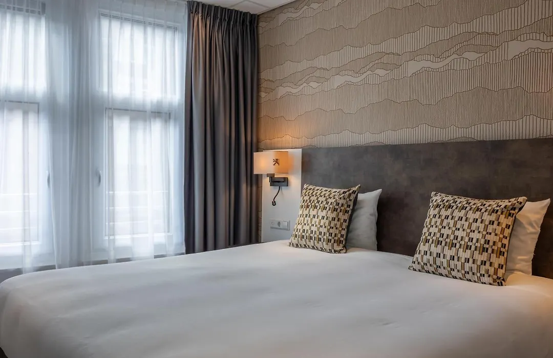 Hotel Amsterdam De Roode Leeuw-1