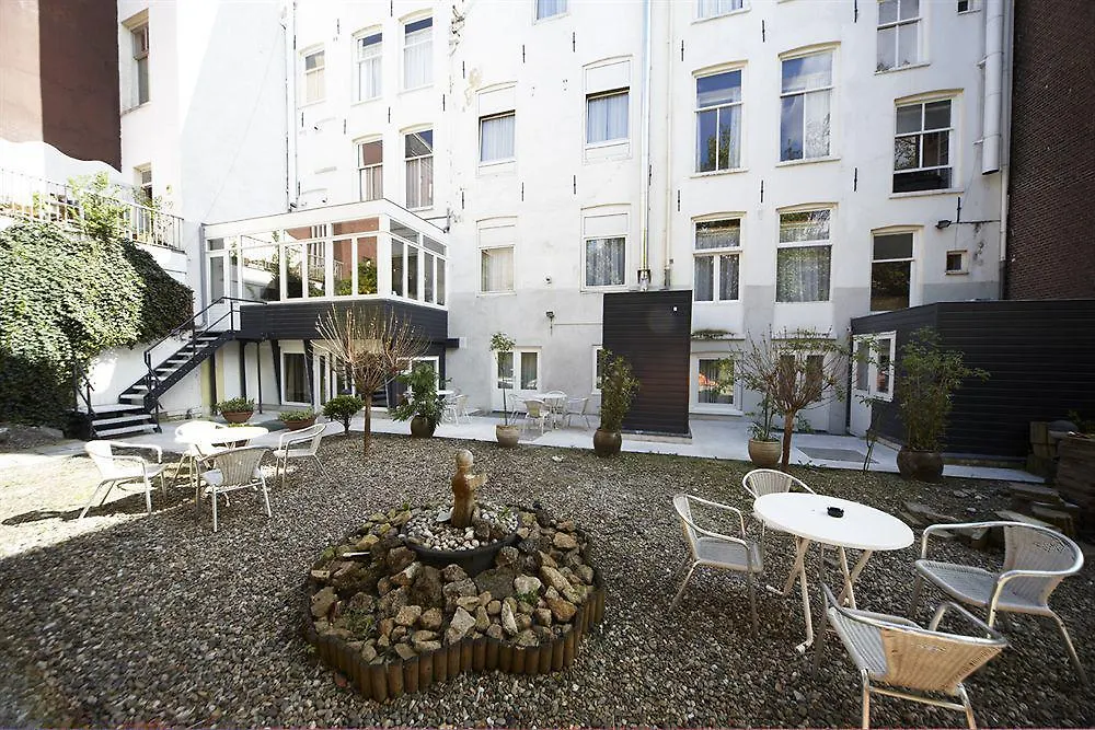 Hotel 74-1