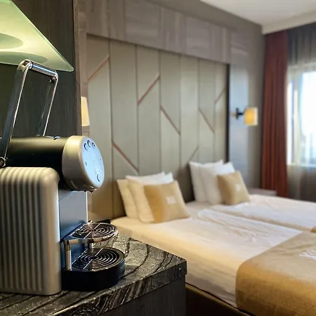 Xo Hotels Couture-3