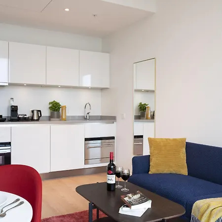 Premier Suites Amsterdam-2