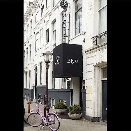 Hotel 74-2